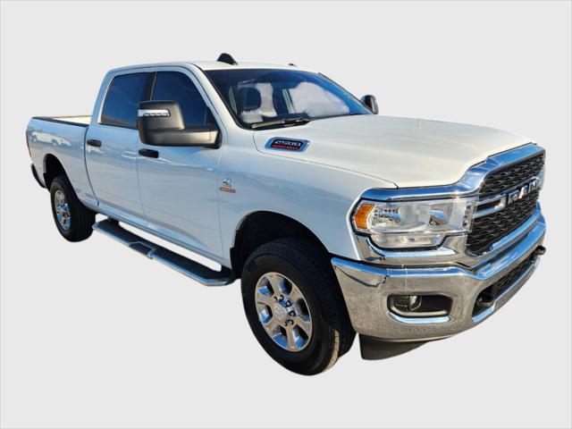 2023 RAM 2500 Big Horn Crew Cab 4x4 64 Box