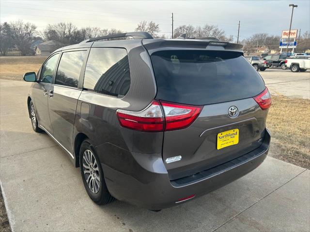 2018 Toyota Sienna Limited Premium 7 Passenger