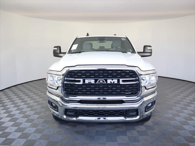 2023 RAM 3500 Big Horn Crew Cab 4x4 8 Box