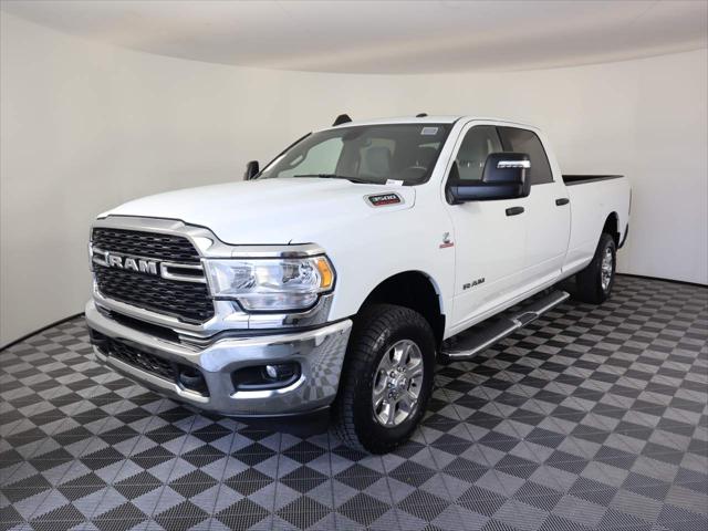 2023 RAM 3500 Big Horn Crew Cab 4x4 8 Box