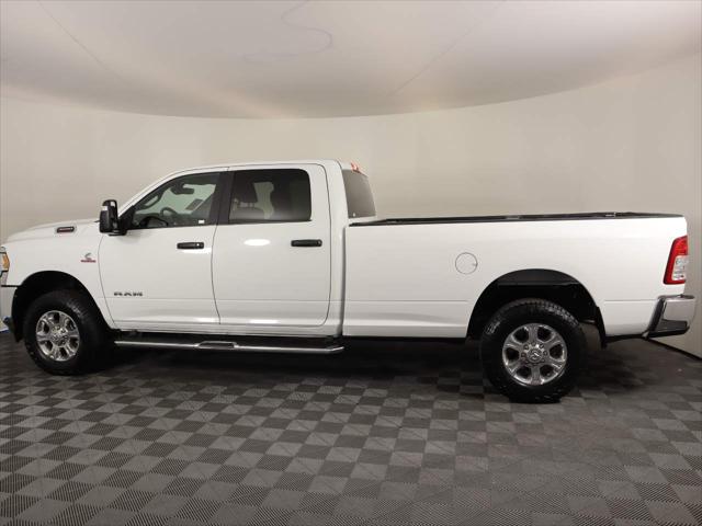 2023 RAM 3500 Big Horn Crew Cab 4x4 8 Box