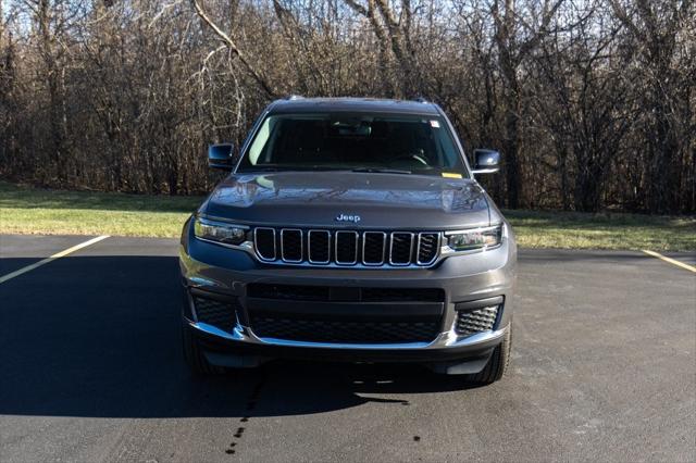 2023 Jeep Grand Cherokee L Laredo 4x4