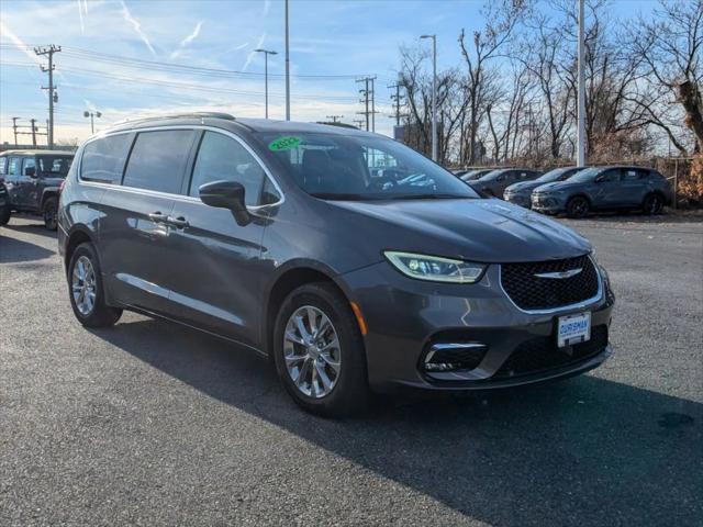 2022 Chrysler Pacifica Touring L AWD