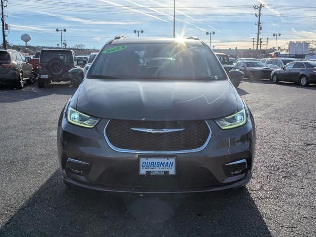 2022 Chrysler Pacifica Touring L AWD