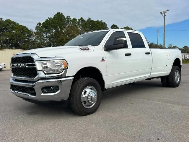 2024 RAM Ram 3500 RAM 3500 TRADESMAN CREW CAB 4X4 8 BOX