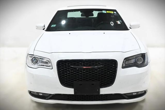 2022 Chrysler 300 S