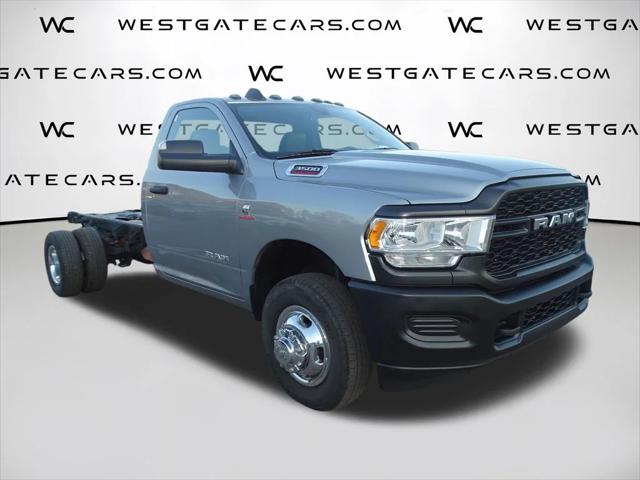 2022 RAM 3500 Chassis Tradesman/SLT 2022 RAM 3500 Chassis Tradesman/SLT
