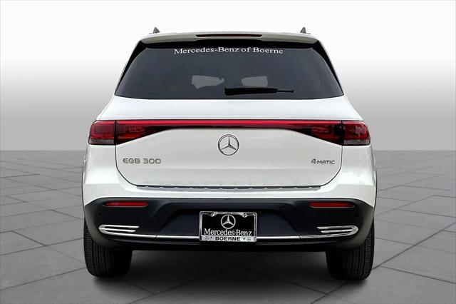 2023 Mercedes-Benz EQB 300 4MATIC