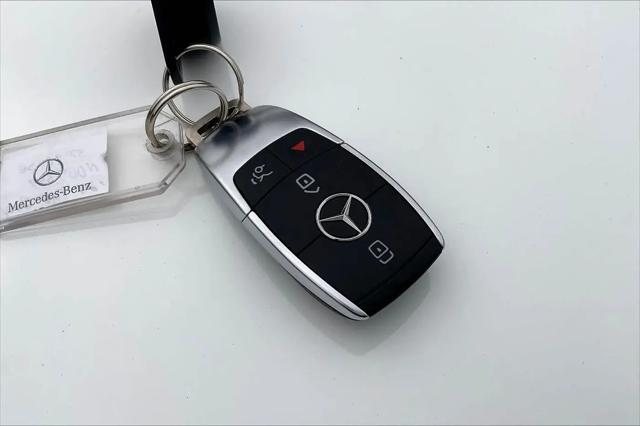 2023 Mercedes-Benz EQB 300 4MATIC
