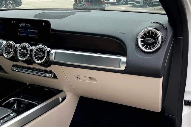 2023 Mercedes-Benz EQB 300 4MATIC