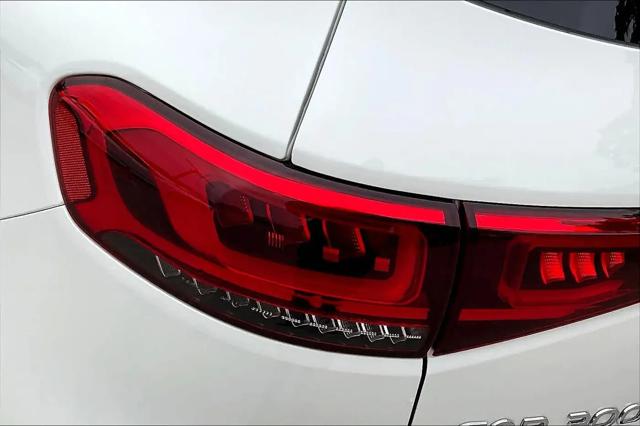 2023 Mercedes-Benz EQB 300 4MATIC