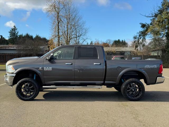 2017 RAM 2500 Big Horn Crew Cab 4x4 64 Box