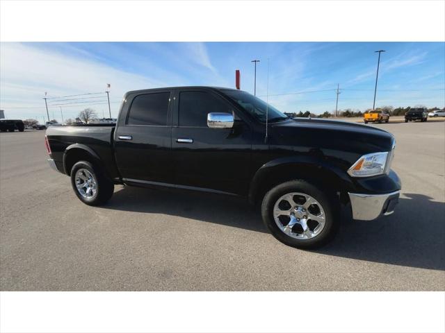 2017 RAM 1500 Laramie Crew Cab 4x4 57 Box