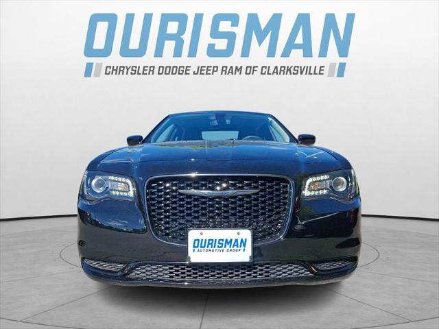 2023 Chrysler 300 Touring 2023 Chrysler 300 Touring