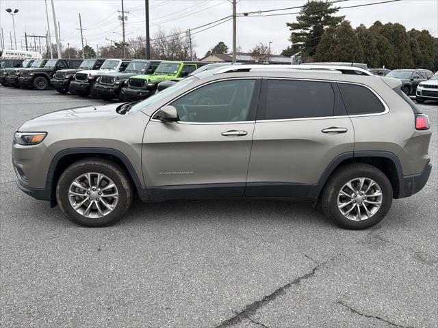 2019 Jeep Cherokee Latitude Plus 4x4 2019 Jeep Cherokee Latitude Plus 4x4
