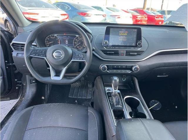 2021 Nissan Altima SV FWD