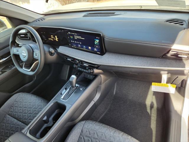 2025 Nissan Kicks SR Intelligent AWD