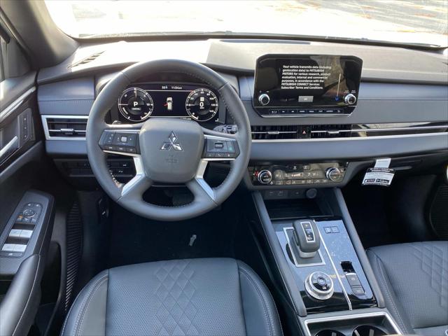 2025 Mitsubishi Outlander PHEV SEL Black Edition