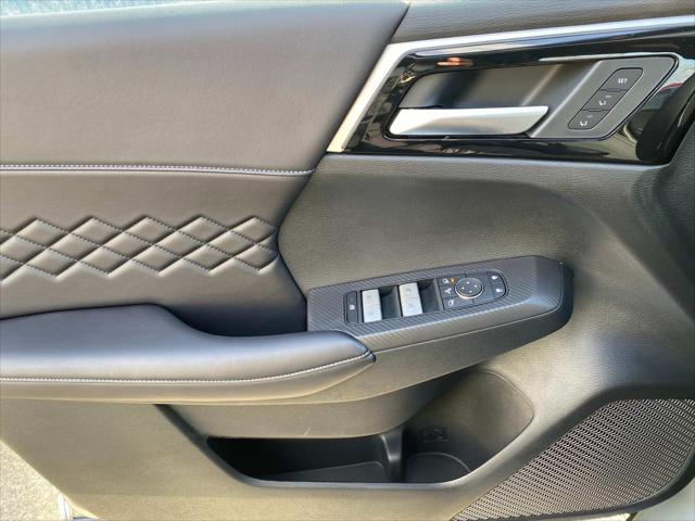 2025 Mitsubishi Outlander PHEV SEL Black Edition