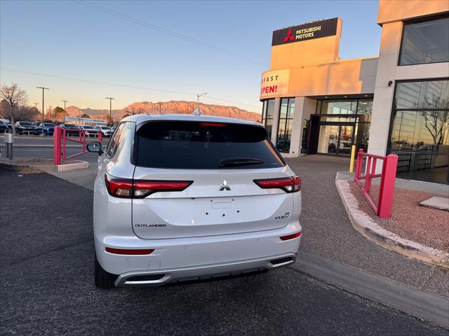 2025 Mitsubishi Outlander PHEV SE S-AWC