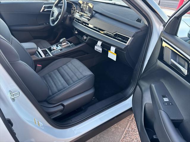 2025 Mitsubishi Outlander PHEV SE S-AWC