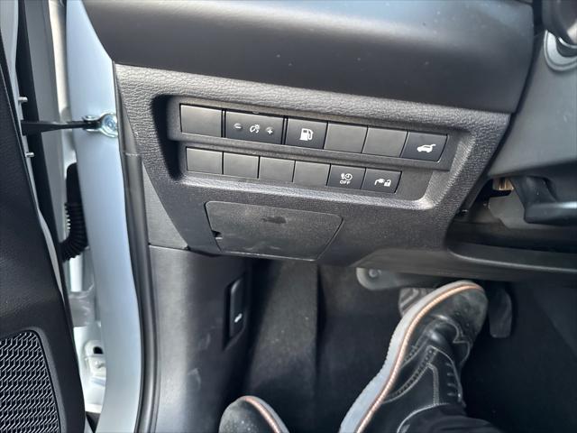 2025 Mitsubishi Outlander PHEV SE S-AWC