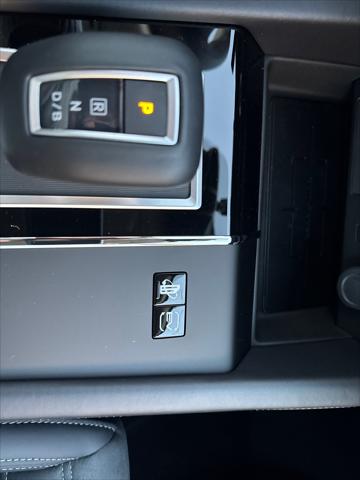 2025 Mitsubishi Outlander PHEV SE S-AWC