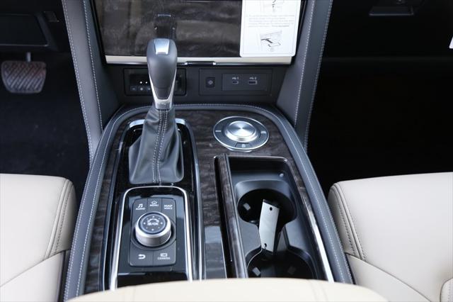 2024 Nissan Armada Platinum 2WD