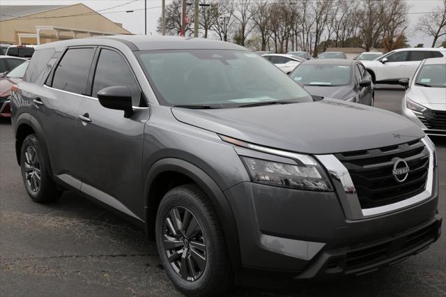 2025 Nissan Pathfinder S FWD