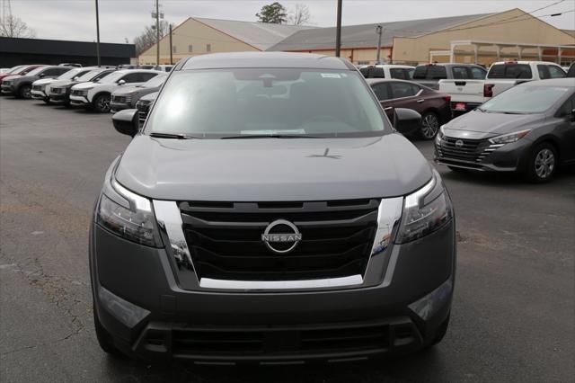 2025 Nissan Pathfinder S FWD
