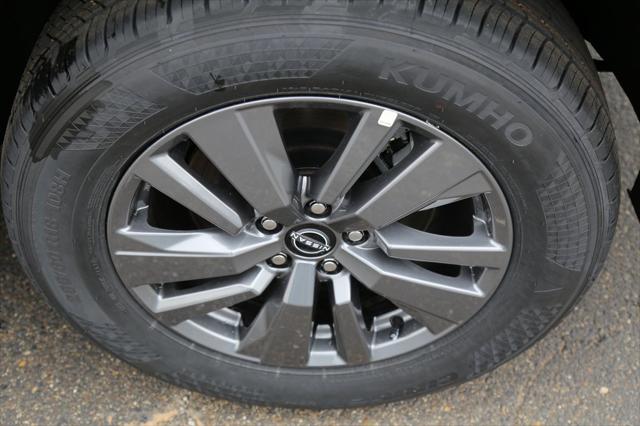 2025 Nissan Pathfinder S FWD