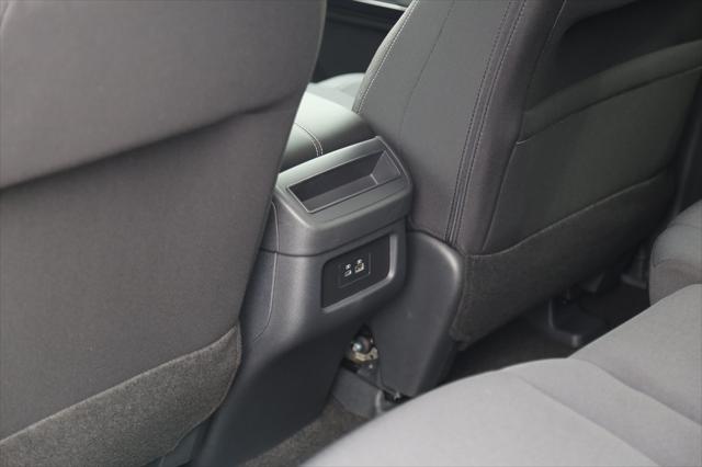 2025 Nissan Pathfinder S FWD