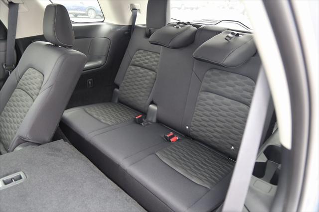 2025 Nissan Pathfinder S FWD