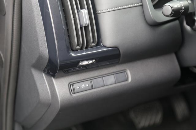 2025 Nissan Pathfinder S FWD