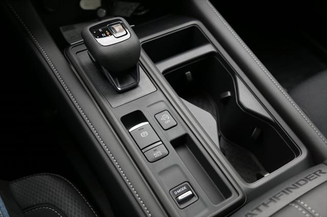 2025 Nissan Pathfinder S FWD