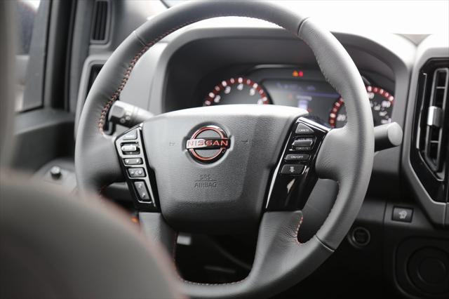 2025 Nissan Frontier Crew Cab PRO-X 4x2