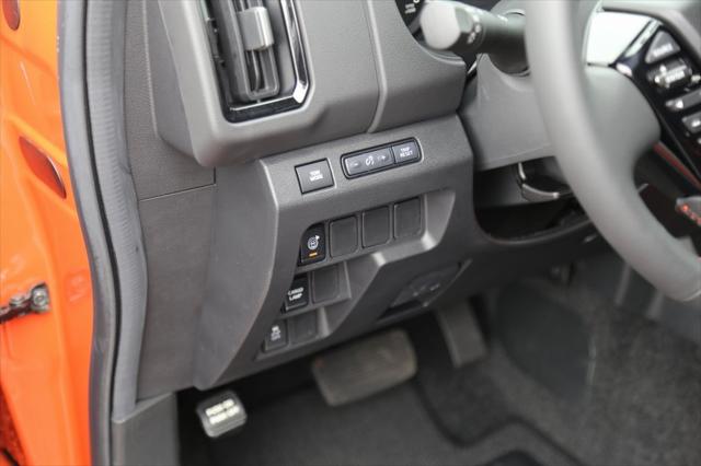 2025 Nissan Frontier Crew Cab PRO-X 4x2