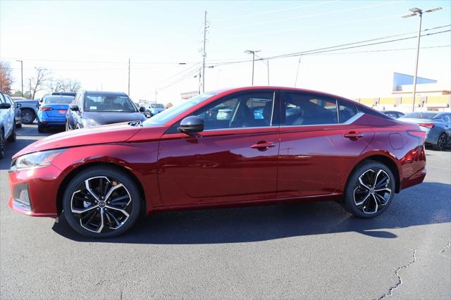 2025 Nissan Altima SR AWD