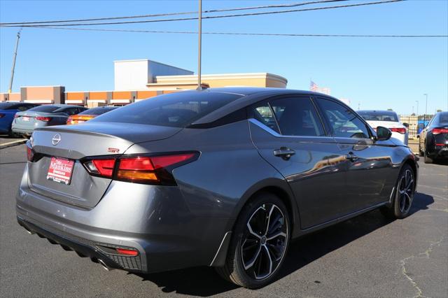 2025 Nissan Altima SR FWD