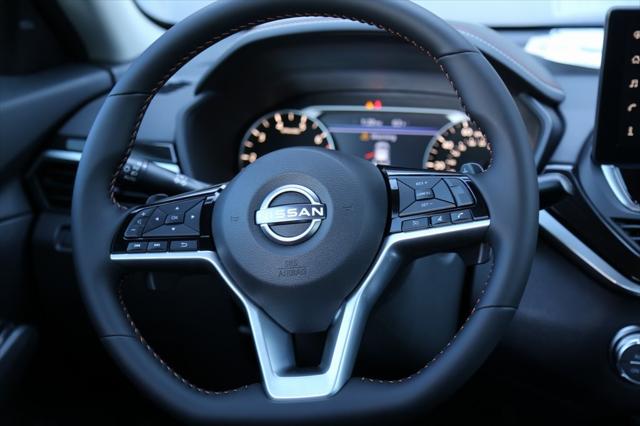 2025 Nissan Altima SR FWD