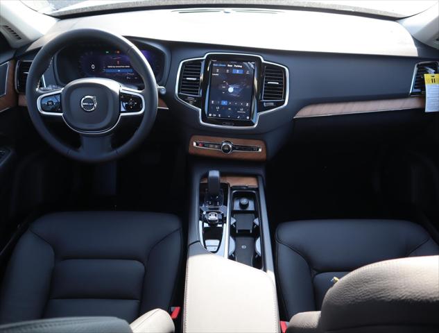 2025 Volvo XC90 B6 Plus 7-Seater