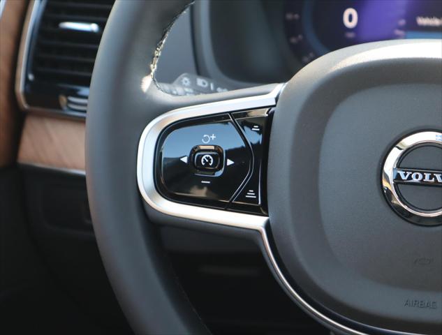 2025 Volvo XC90 B6 Plus 7-Seater