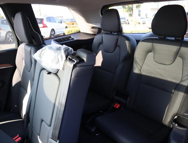 2025 Volvo XC90 B6 Plus 7-Seater