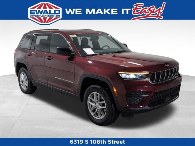 2025 Jeep Grand Cherokee GRAND CHEROKEE LAREDO X 4X4