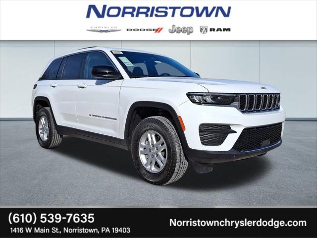 2025 Jeep Grand Cherokee GRAND CHEROKEE LAREDO 4X4