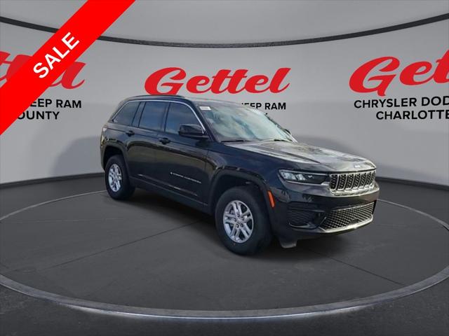 2025 Jeep Grand Cherokee GRAND CHEROKEE LAREDO 4X2