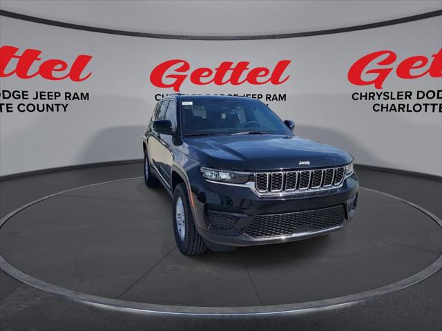 2025 Jeep Grand Cherokee GRAND CHEROKEE LAREDO 4X2