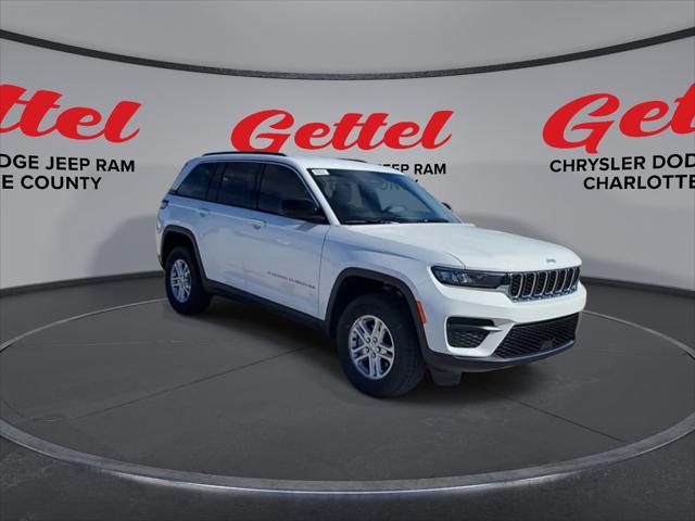 2025 Jeep Grand Cherokee GRAND CHEROKEE LAREDO 4X2