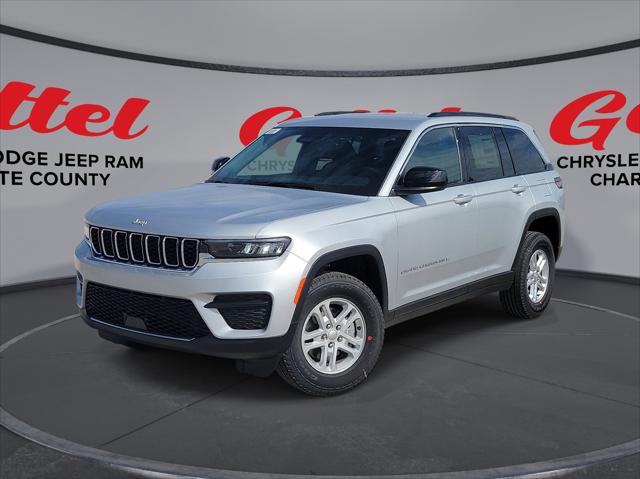 2025 Jeep Grand Cherokee GRAND CHEROKEE LAREDO 4X2