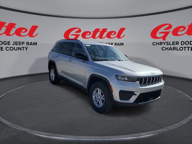 2025 Jeep Grand Cherokee GRAND CHEROKEE LAREDO 4X2